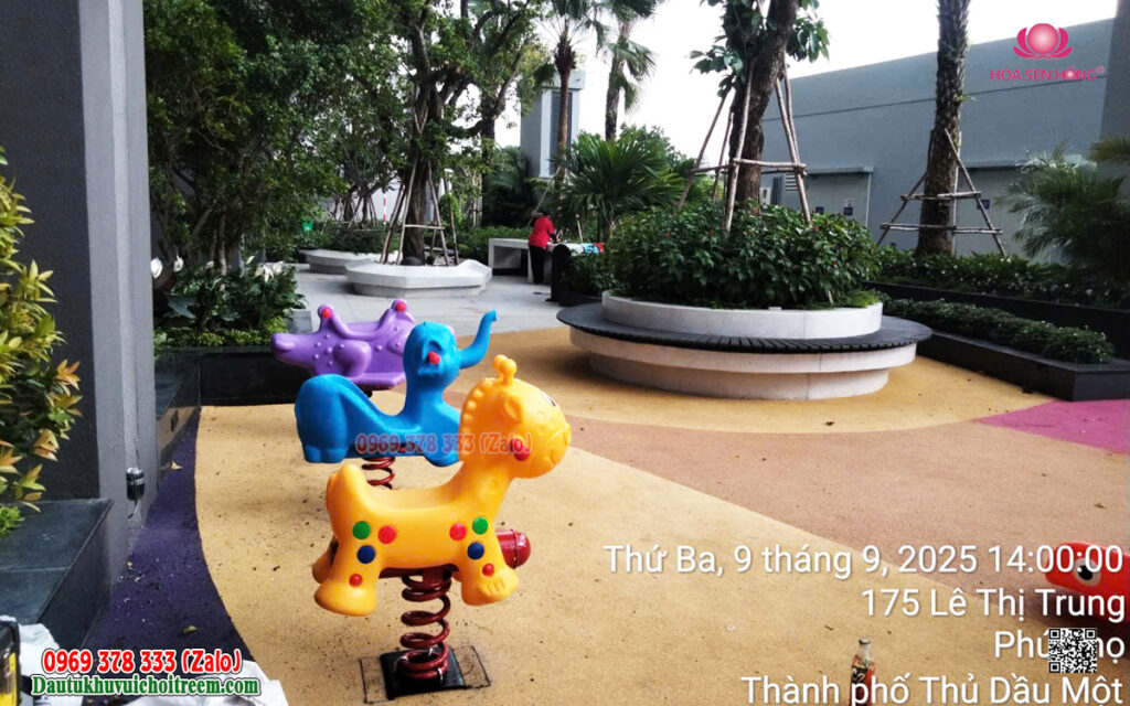 Thi công sân chơi ngoài trời chung cư The Maison TDM