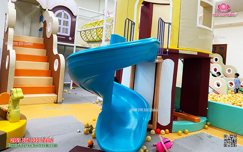 THI CÔNG KHU VUI CHƠI TRẺ EM GIRA KID, 180m vuông. 26 khu vui choi GIRA KID 28