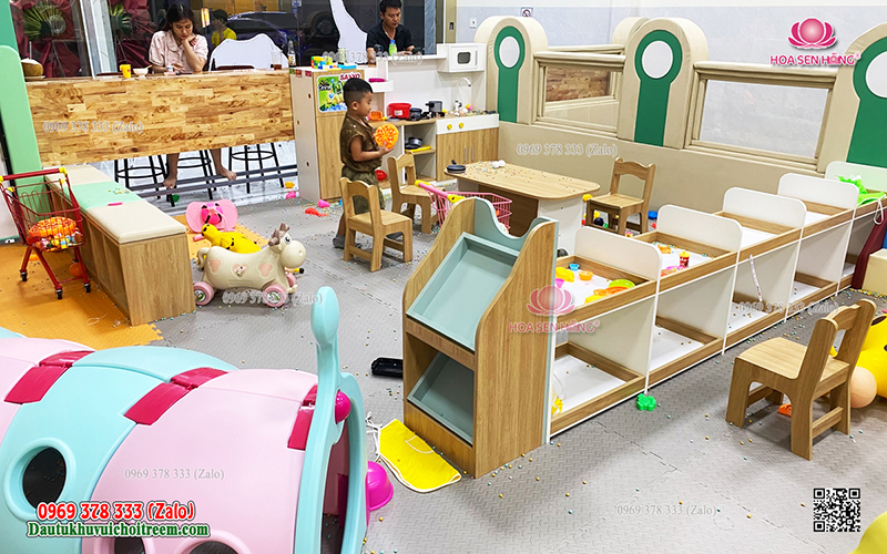 THI CÔNG KHU VUI CHƠI TRẺ EM GIRA KID, 180m vuông. 10 Thi công khu vui chơi trẻ em gira kid