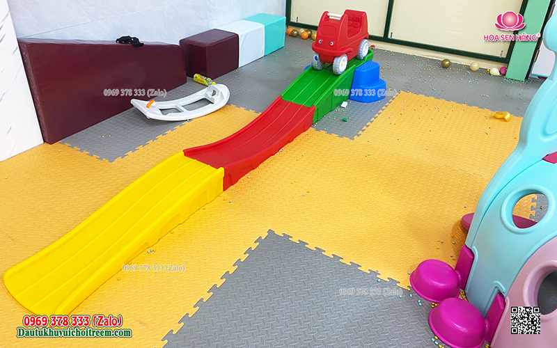 THI CÔNG KHU VUI CHƠI TRẺ EM GIRA KID, 180m vuông. 17 Thi công khu vui chơi trẻ em gira kid