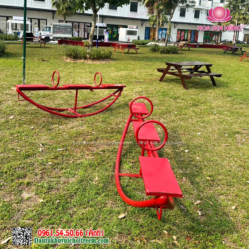 Lắp đặt khu vui chơi ngoài trời - bập bênh đôi ngoài trời 