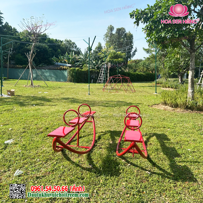 Lắp đặt khu vui chơi ngoài trời